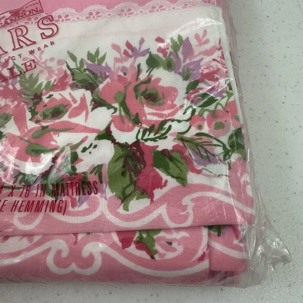 Vintage Cannon IrregularsPink With Roses Full Flat Sheet For 54x76 Mattress